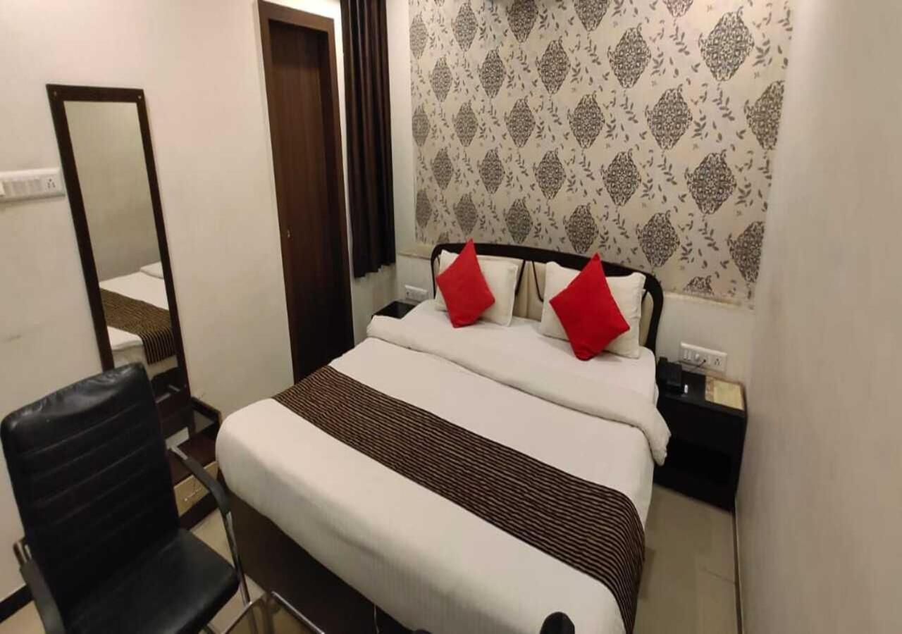 Hotel Swagatam Inn Раджкот Екстер'єр фото